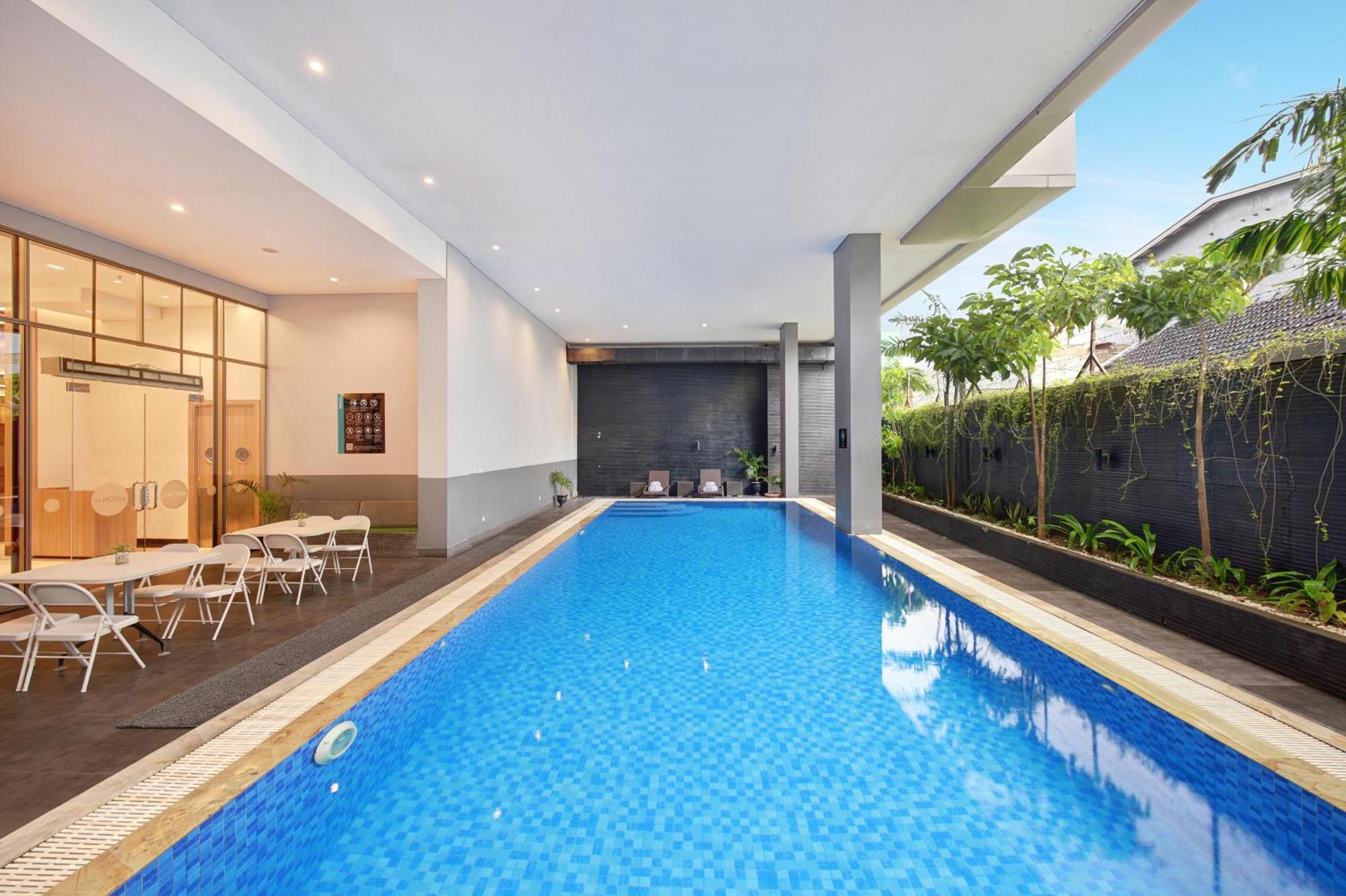Aston Inn Pantai Losari Macasar Exterior foto